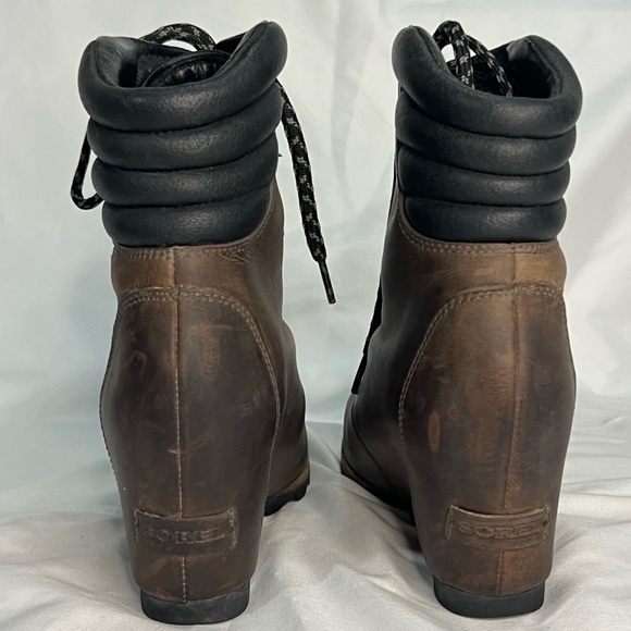 Sorel Conquest Wedge Boots - Picture 6 of 10
